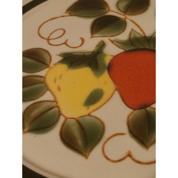 Vintage MCM 70s Strawberry Stoneware Dinner Plates Sears Japan HandPainted Set 2 - Picture 6 of 8